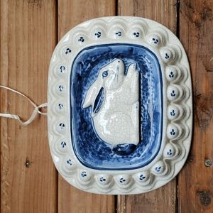 Retro Potting Shed Pottery Bunny Mold